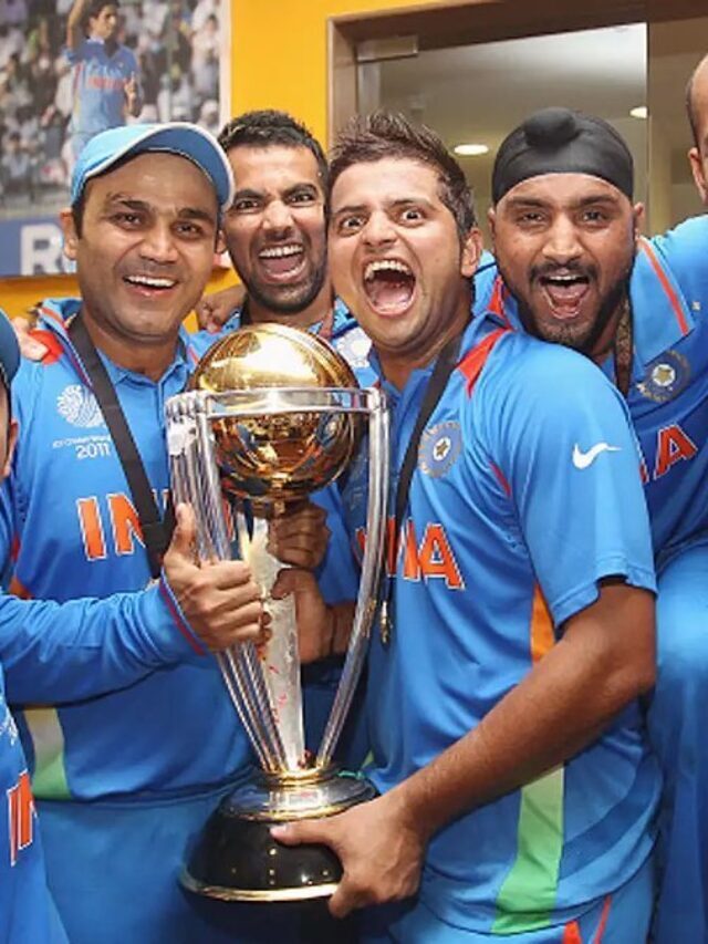 Indian Cricketer Suresh Raina Tooks Retirement
